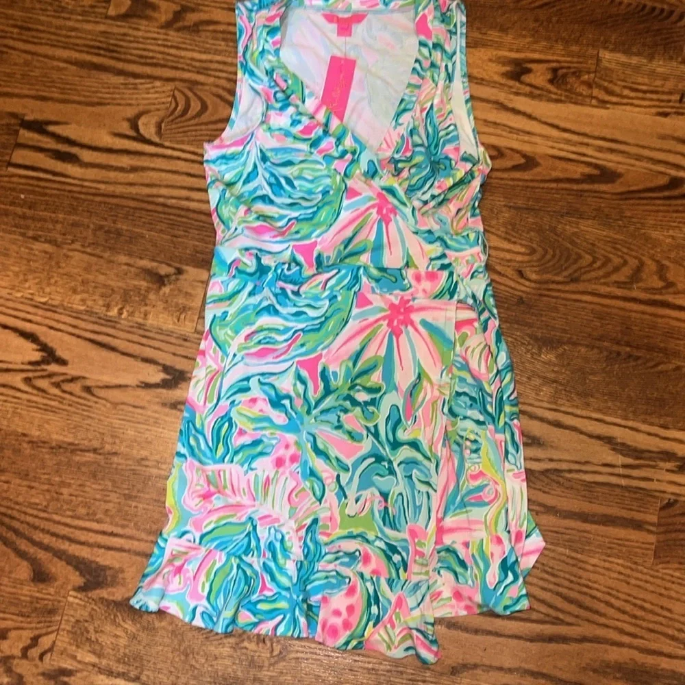 Lilly Pulitzer Rilla Romper One in a Melon size Large NWT
